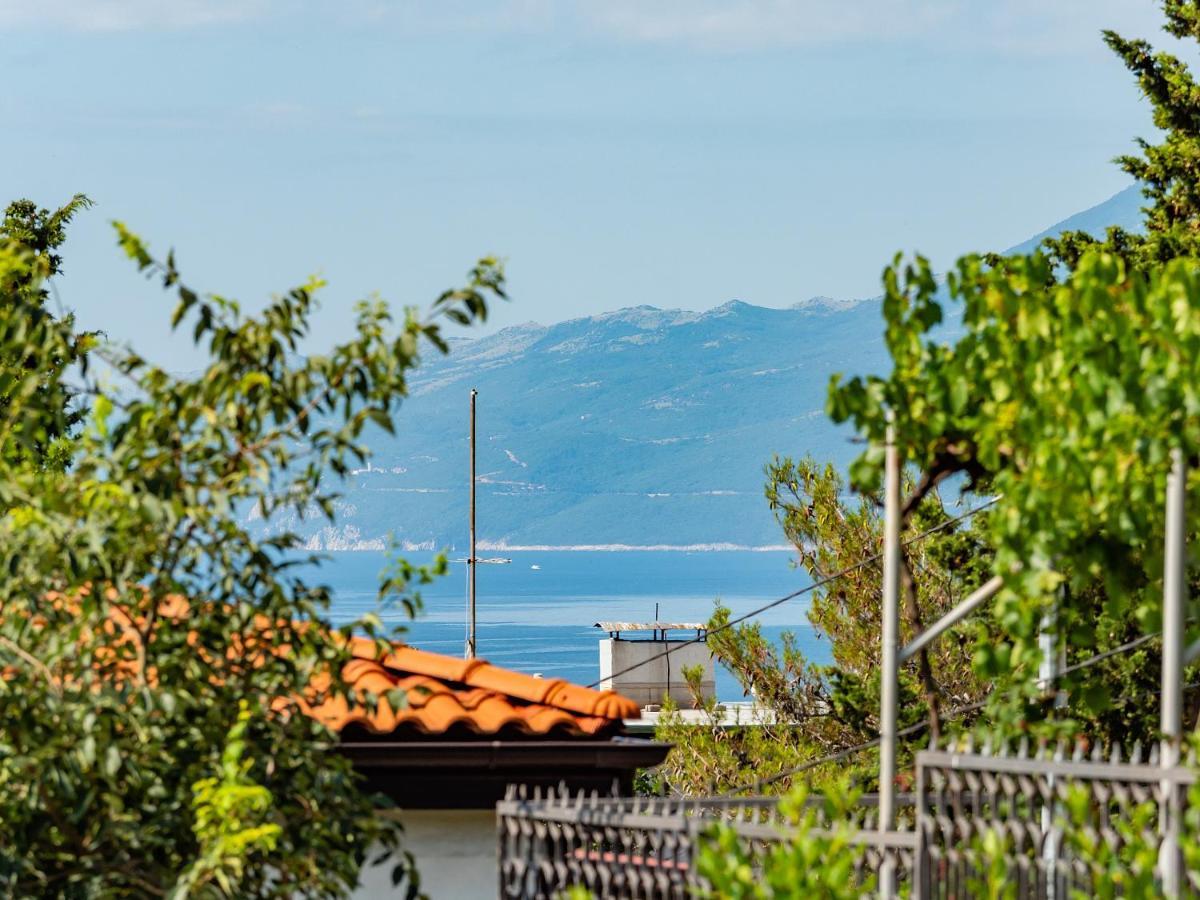 Studio Apartment "Kalina" 550 M From Sea Rijeka Exterior foto